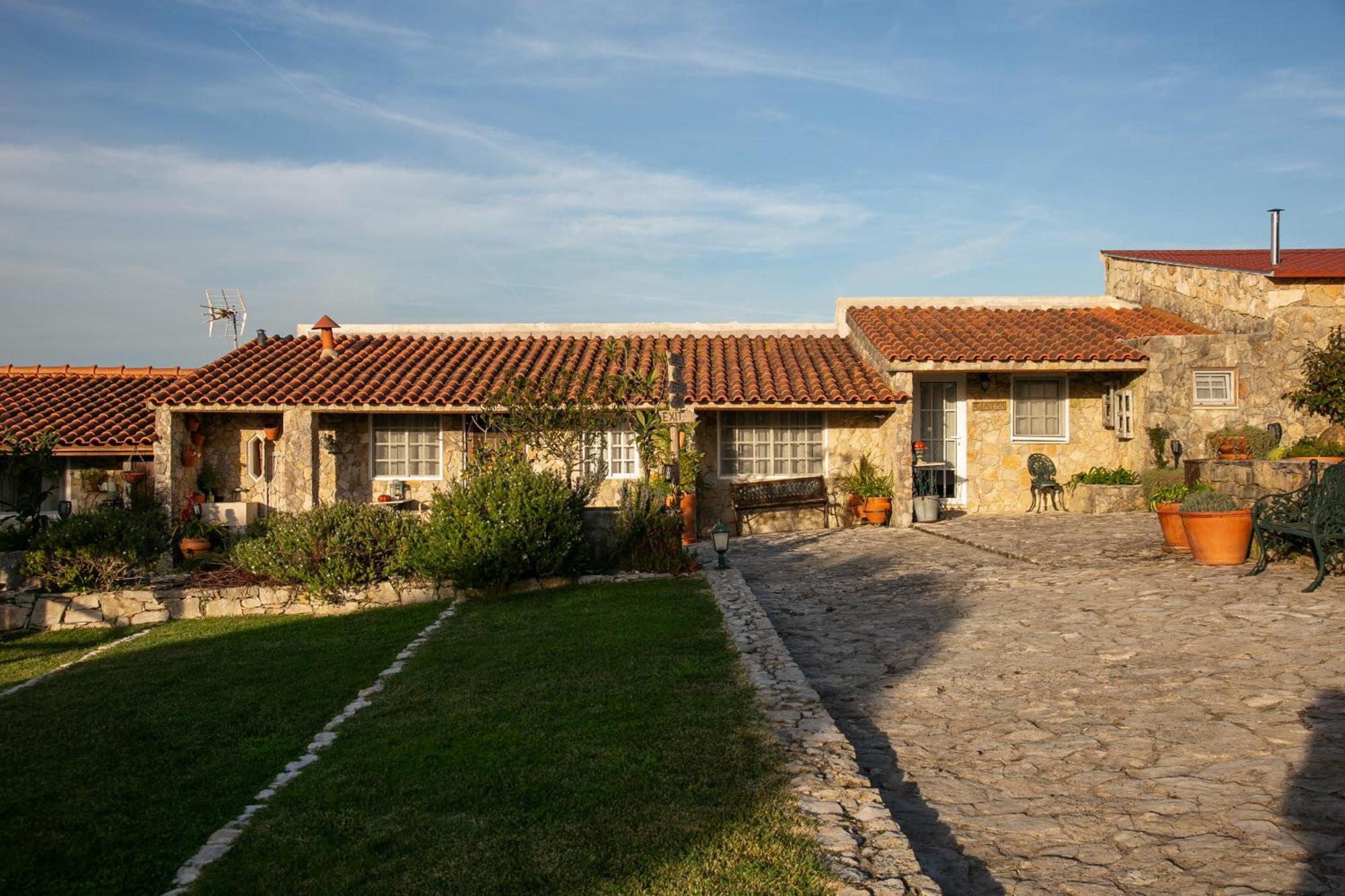 Casas Da Gralha Bed & Breakfast Turquel Exterior foto