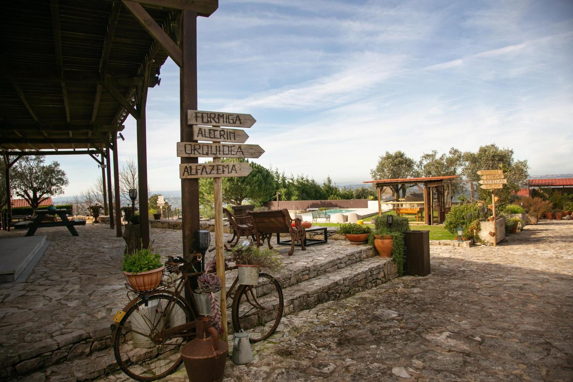 Casas Da Gralha Bed & Breakfast Turquel Exterior foto